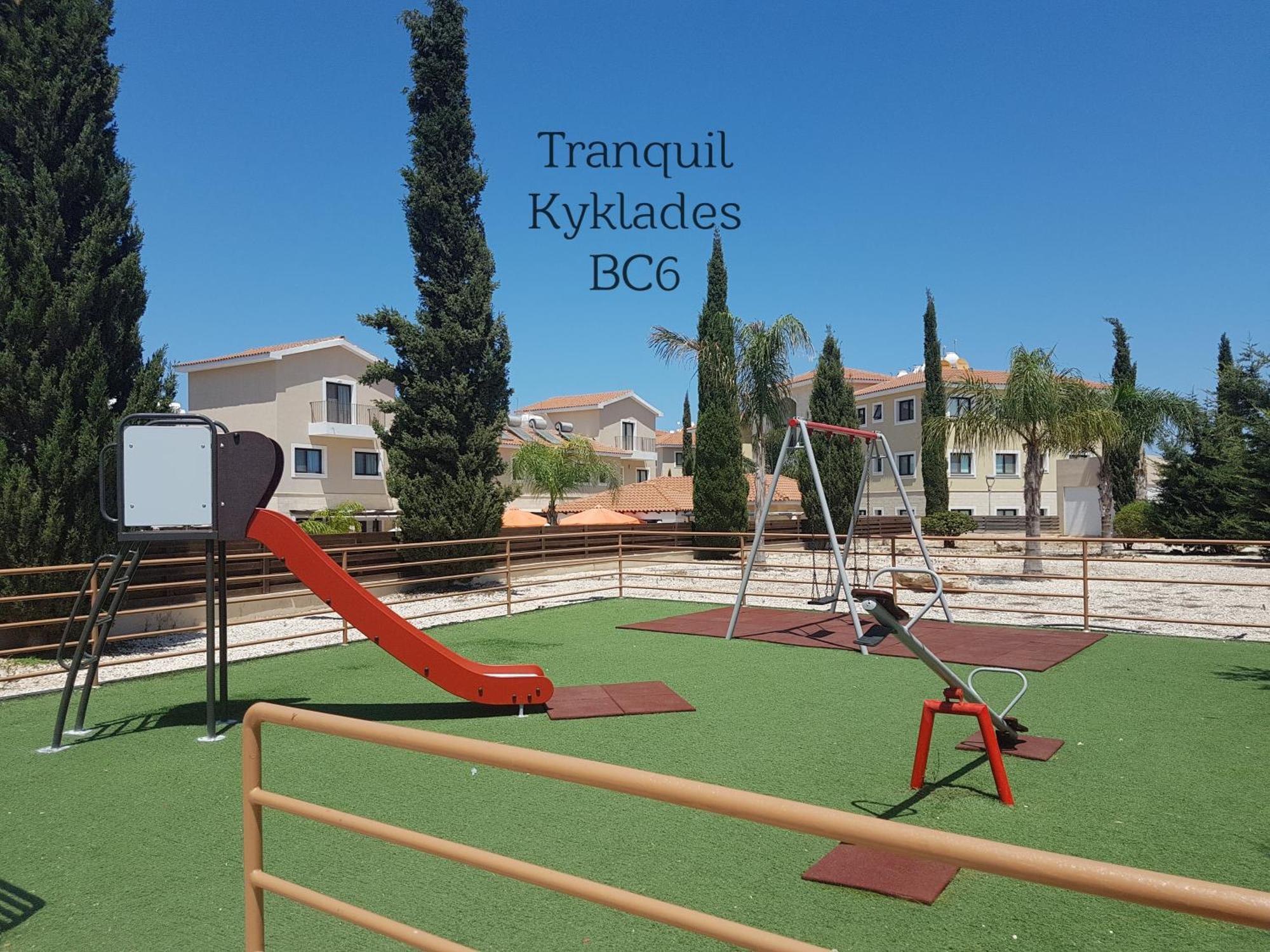 Tranquil Kyklades Bc6, Walk To Beach Paralimni Bagian luar foto