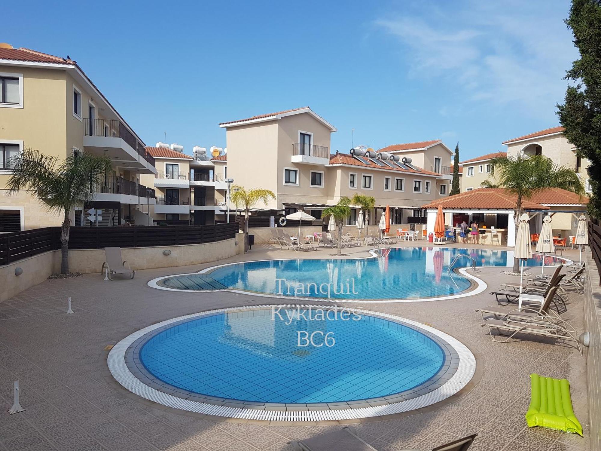 Tranquil Kyklades Bc6, Walk To Beach Paralimni Bagian luar foto