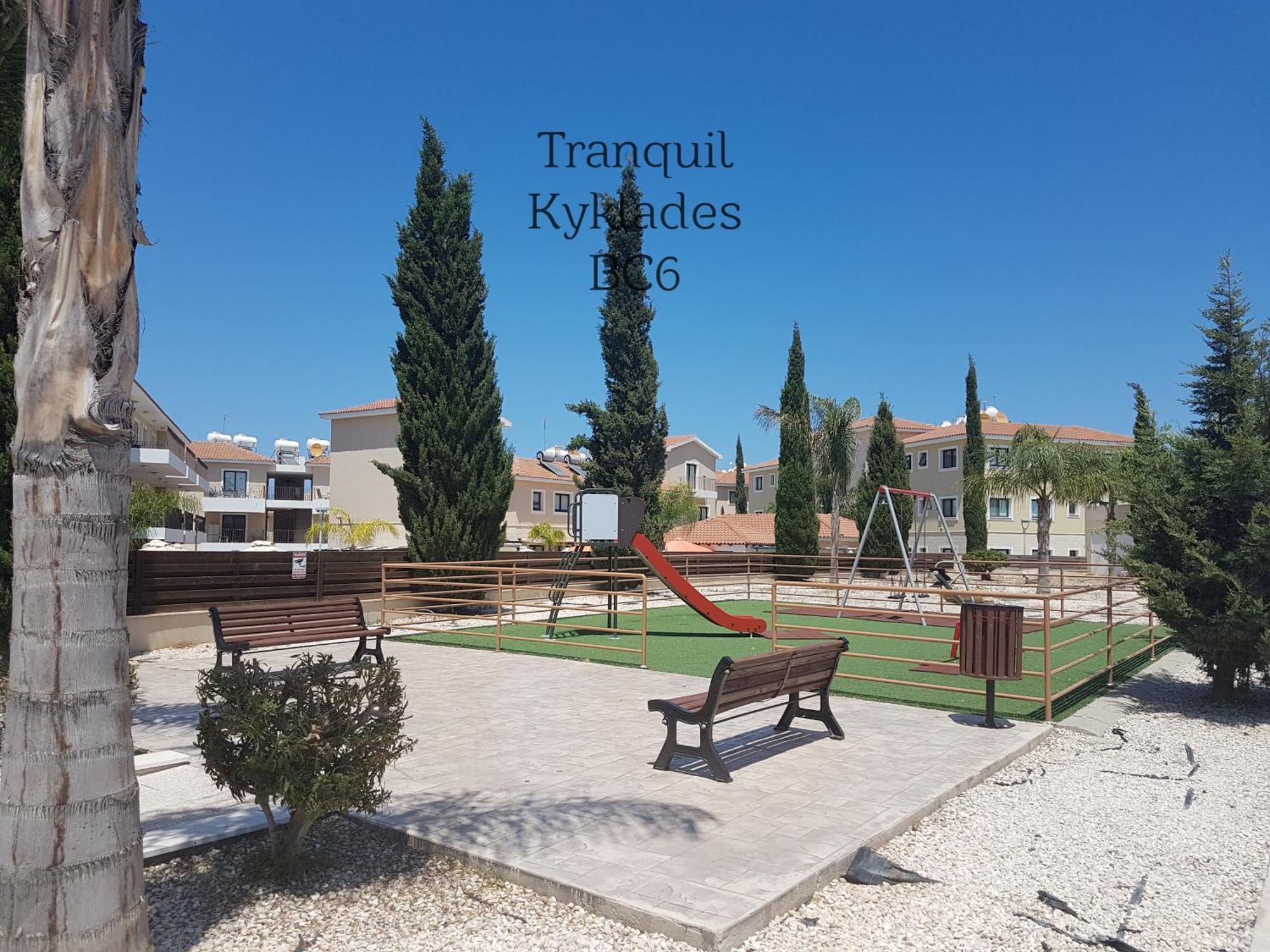 Tranquil Kyklades Bc6, Walk To Beach Paralimni Bagian luar foto